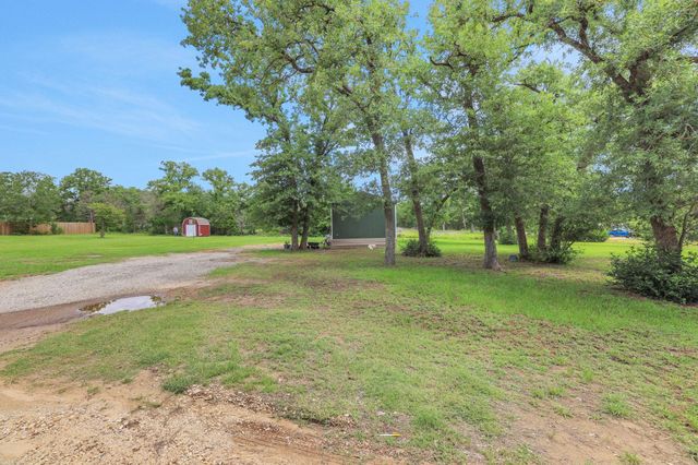 103 Sunset Lane, Somerville, TX 77879