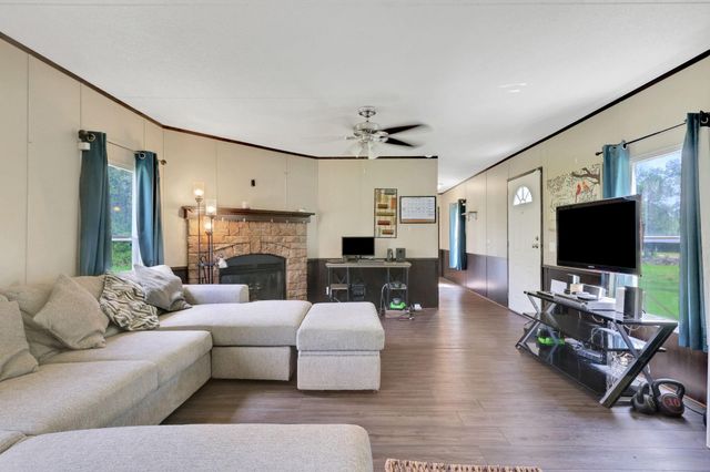 103 Sunset Lane, Somerville, TX 77879