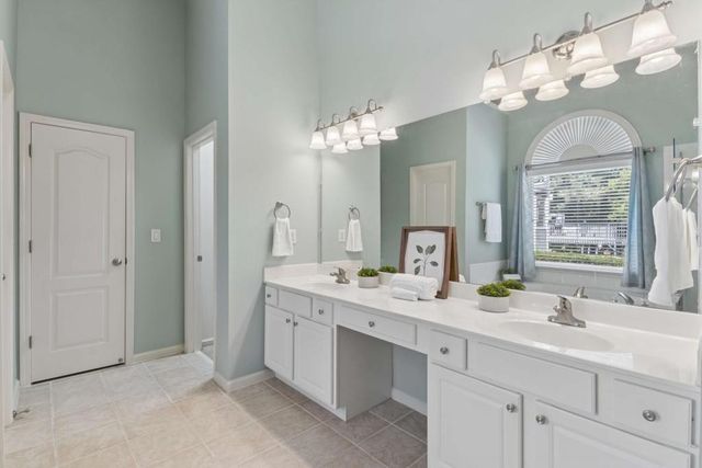 3850 Bridle Creek Drive, Suwanee, GA 30024
