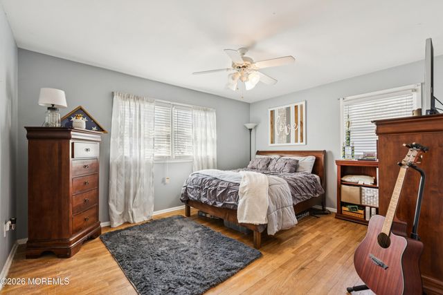 2 Livingston Drive, Howell, NJ 07731