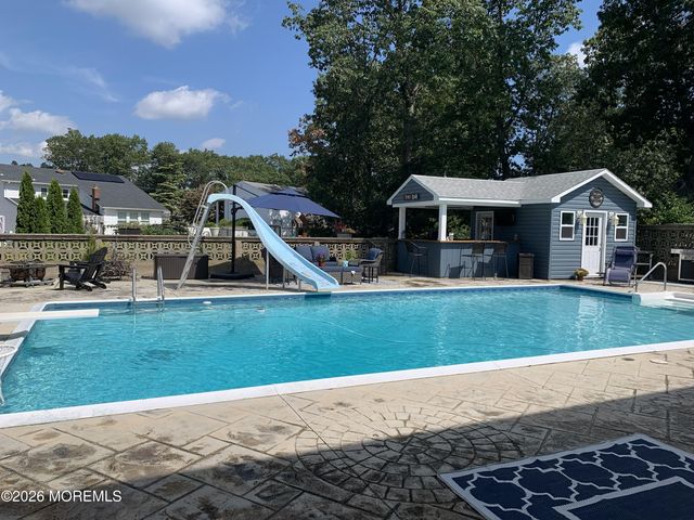2 Livingston Drive, Howell, NJ 07731