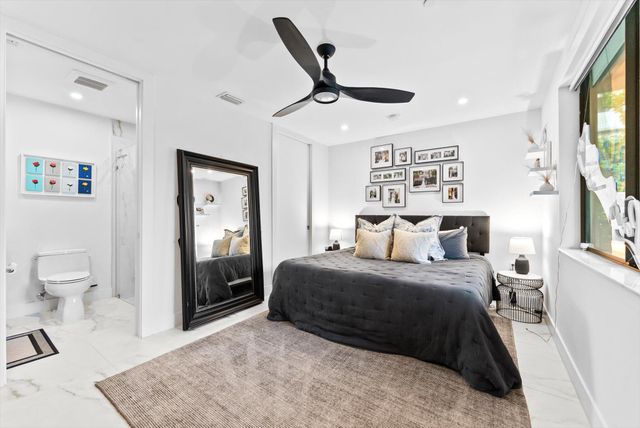 1048 N Victoria Park Road, Fort Lauderdale, FL 33304