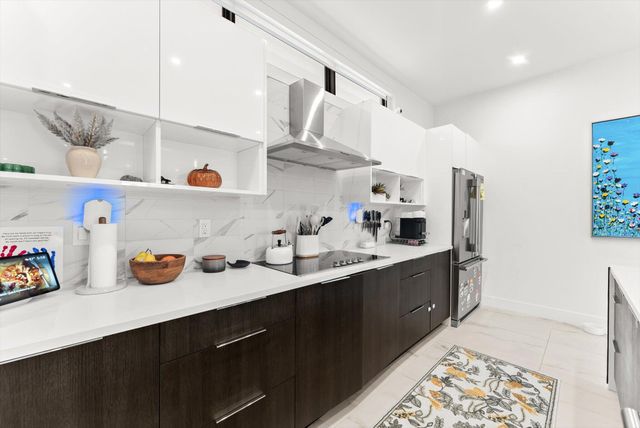 1048 N Victoria Park Road, Fort Lauderdale, FL 33304
