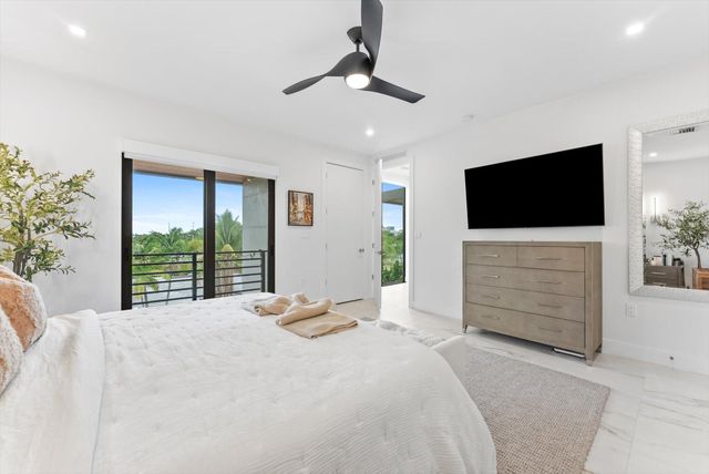 1048 N Victoria Park Road, Fort Lauderdale, FL 33304
