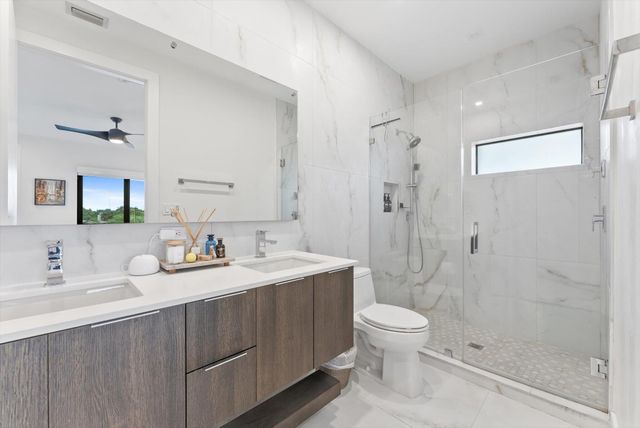 1048 N Victoria Park Road, Fort Lauderdale, FL 33304