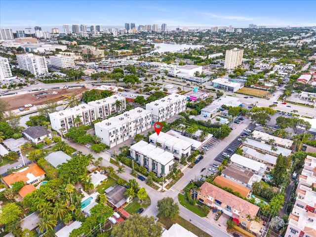 1048 N Victoria Park Road, Fort Lauderdale, FL 33304
