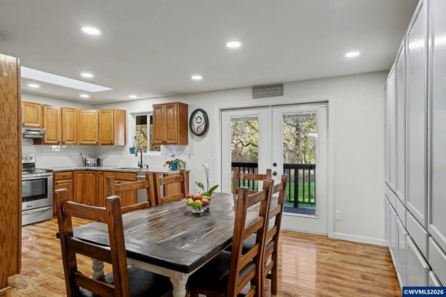 38979 Sodaville Waterloo Dr, Lebanon, OR 97355