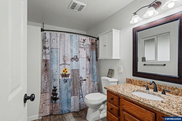 38979 Sodaville Waterloo Dr, Lebanon, OR 97355