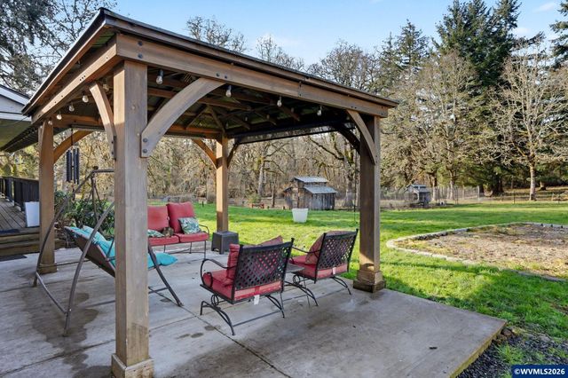 38979 Sodaville Waterloo Dr, Lebanon, OR 97355