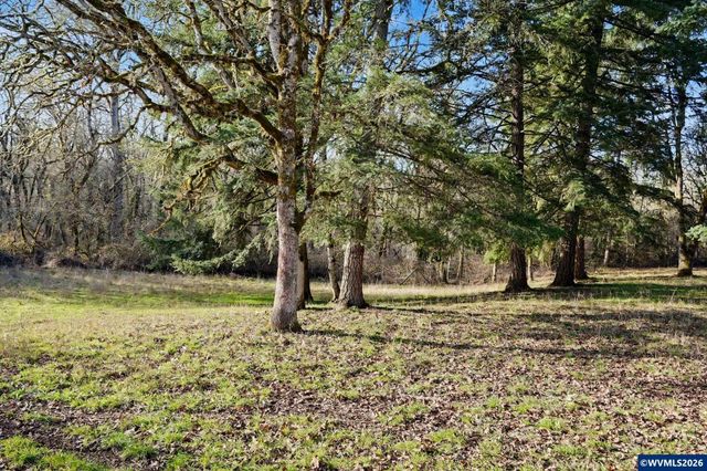 38979 Sodaville Waterloo Dr, Lebanon, OR 97355