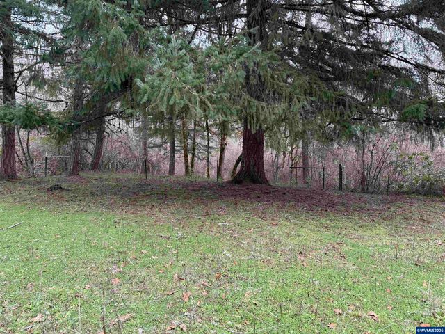 38979 Sodaville Waterloo Dr, Lebanon, OR 97355