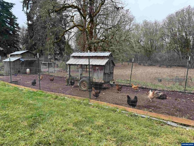 38979 Sodaville Waterloo Dr, Lebanon, OR 97355