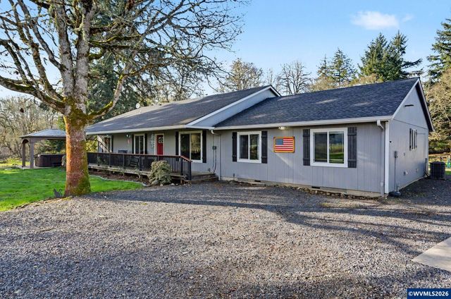 38979 Sodaville Waterloo Dr, Lebanon, OR 97355