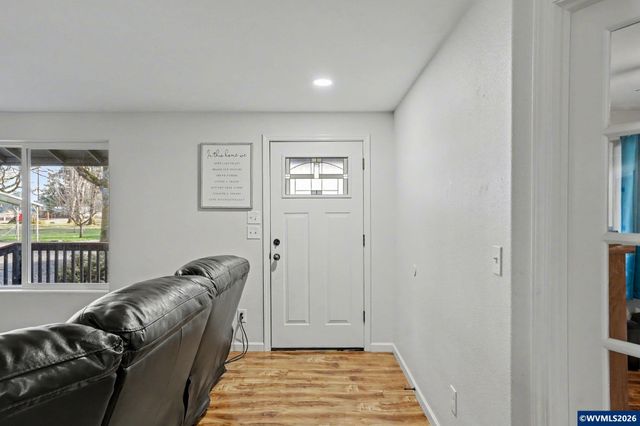 38979 Sodaville Waterloo Dr, Lebanon, OR 97355