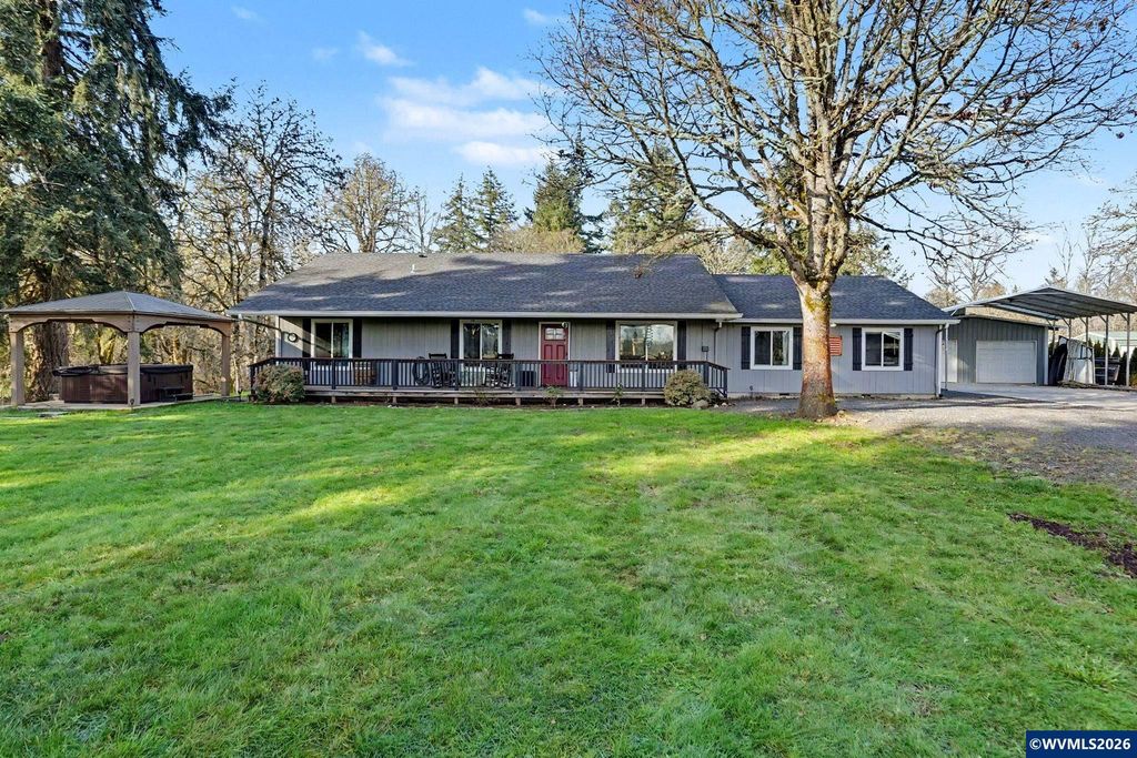 38979 Sodaville Waterloo Dr, Lebanon, OR 97355