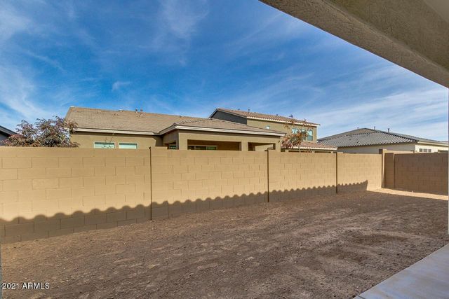 458 W Golden Aspen Drive, San Tan Valley, AZ 85140