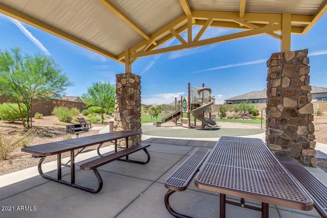 458 W Golden Aspen Drive, San Tan Valley, AZ 85140
