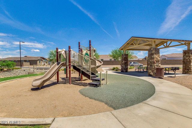 458 W Golden Aspen Drive, San Tan Valley, AZ 85140