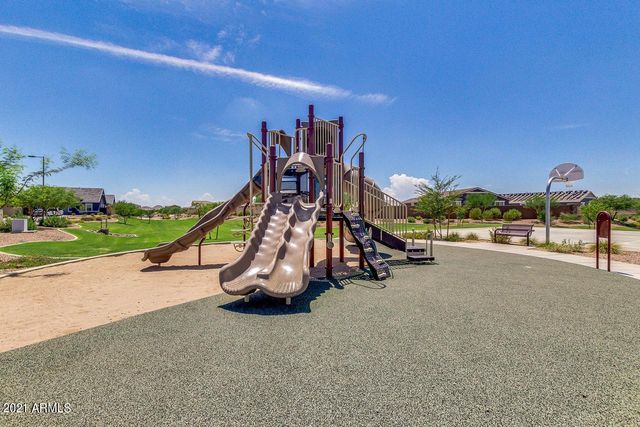 458 W Golden Aspen Drive, San Tan Valley, AZ 85140