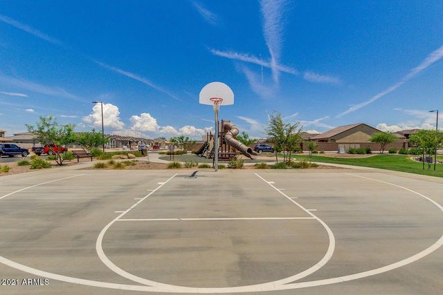 458 W Golden Aspen Drive, San Tan Valley, AZ 85140