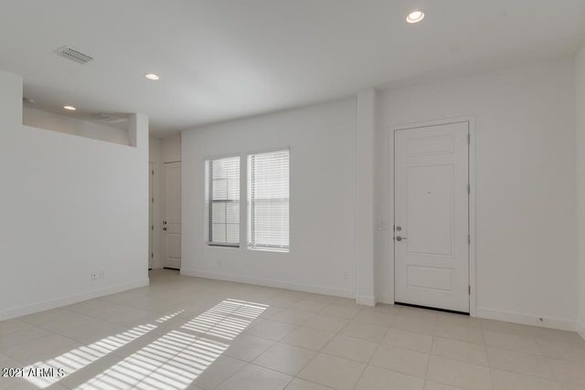 458 W Golden Aspen Drive, San Tan Valley, AZ 85140