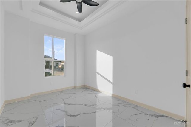 5900 N Playa Del Sol Street, Edinburg, TX 78542