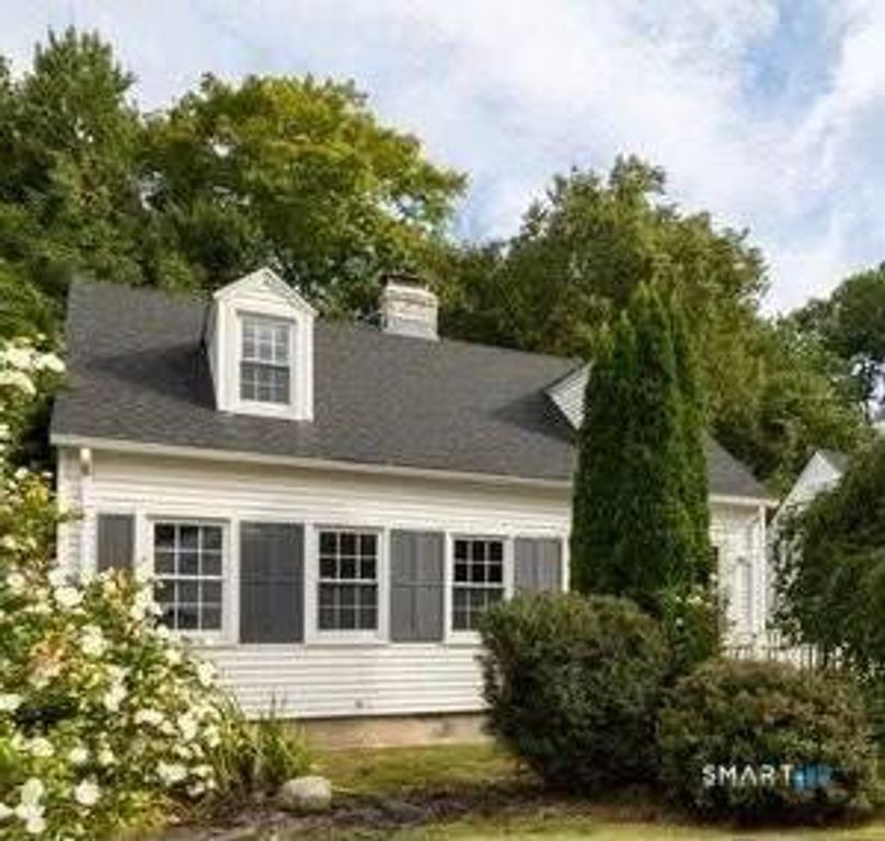 353 Circular Avenue, Waterbury, CT 06705