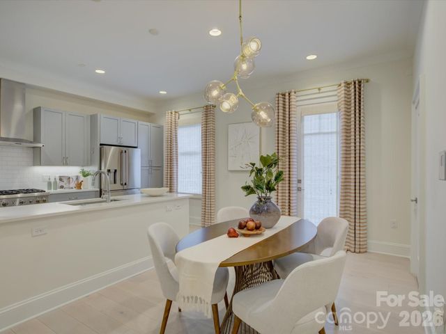 335 E Tremont Avenue, Charlotte, NC 28203