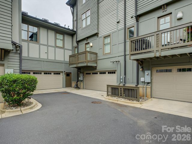 335 E Tremont Avenue, Charlotte, NC 28203