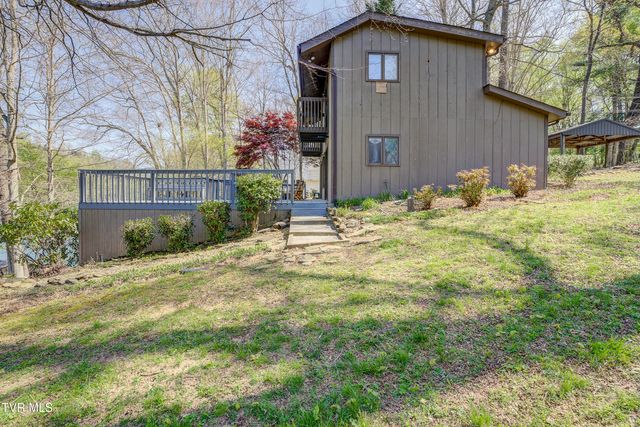 760 Lake Point Drive, Piney Flats, TN 37686