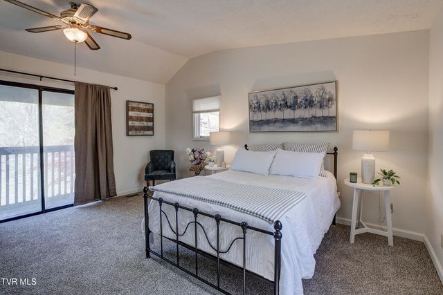 760 Lake Point Drive, Piney Flats, TN 37686