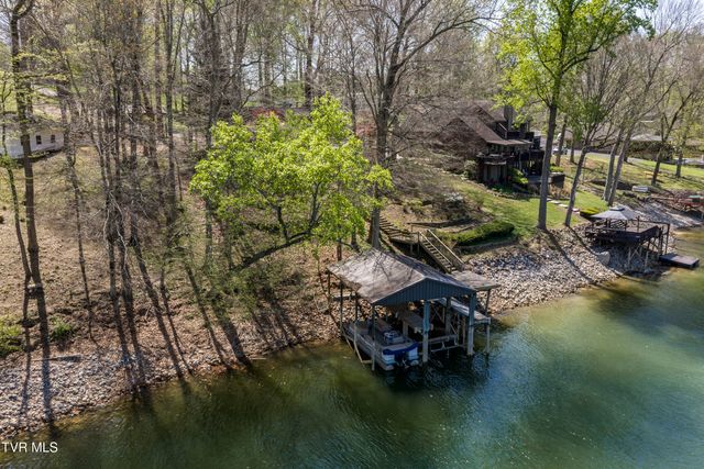 760 Lake Point Drive, Piney Flats, TN 37686