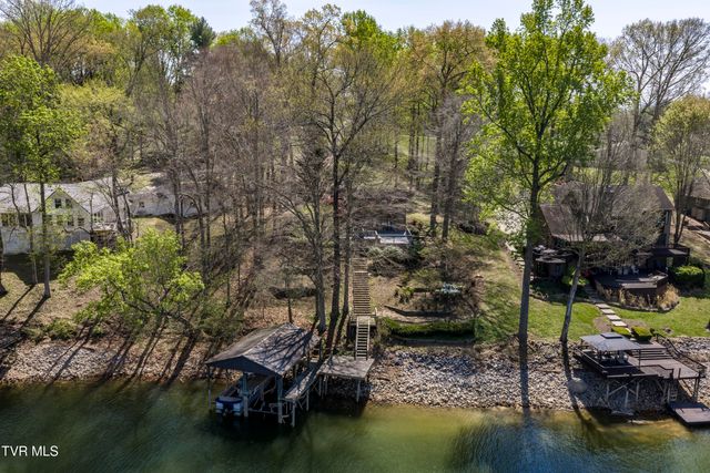 760 Lake Point Drive, Piney Flats, TN 37686