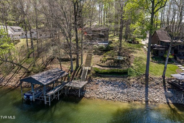 760 Lake Point Drive, Piney Flats, TN 37686