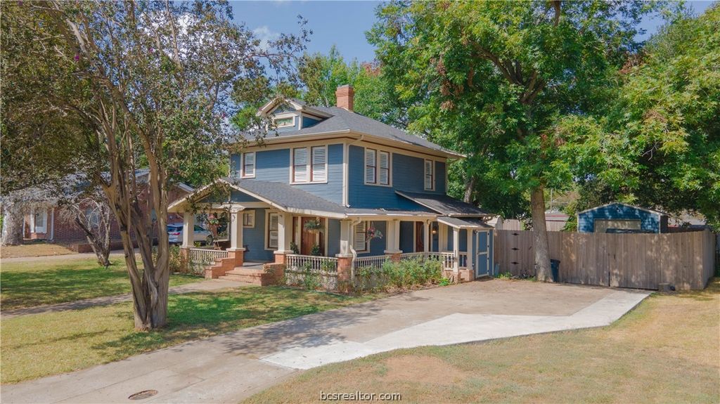 602 West Buck Street, Caldwell, TX 77836 — exterior