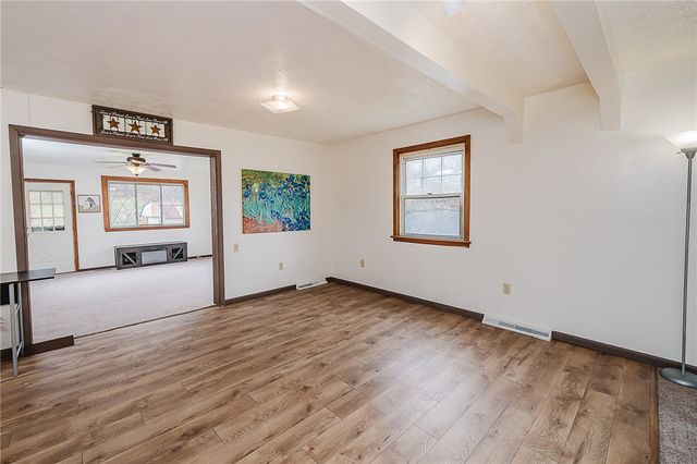 28 Indiana Ave, Avonmore, PA 15618