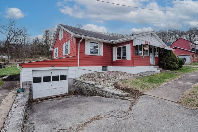 28 Indiana Ave, Avonmore, PA 15618