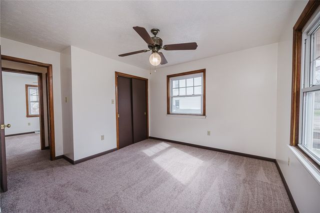 28 Indiana Ave, Avonmore, PA 15618