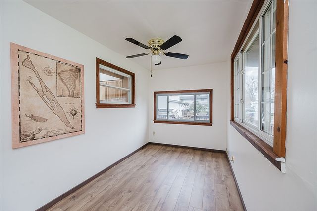 28 Indiana Ave, Avonmore, PA 15618