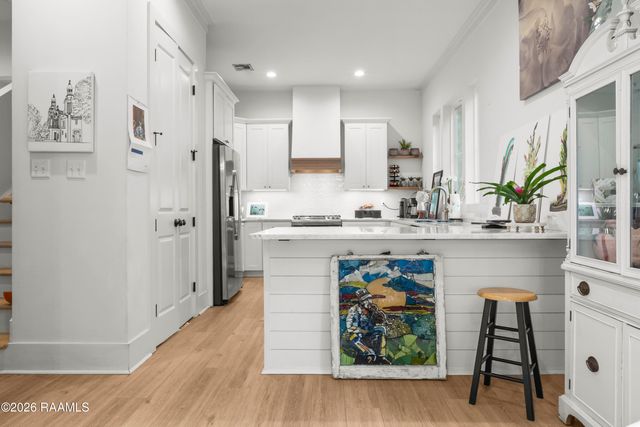 325 Bacque Crescent Drive A, Lafayette, LA 70503