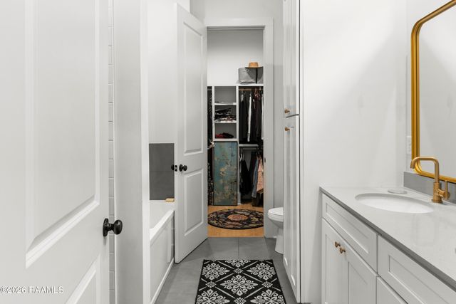 325 Bacque Crescent Drive A, Lafayette, LA 70503