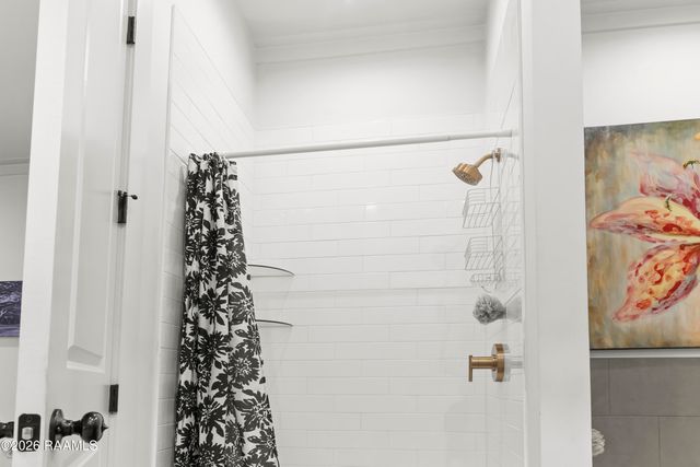 325 Bacque Crescent Drive A, Lafayette, LA 70503