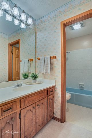 222 Country Lane, Haughton, LA 71037