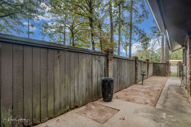 222 Country Lane, Haughton, LA 71037