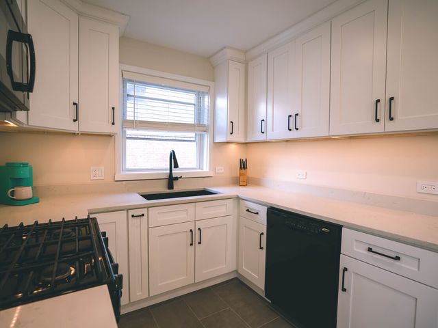 274 N Berteau Avenue, Elmhurst, IL 60126