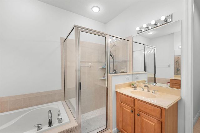 7327 Sea Pines Court, Port St. Lucie, FL 34986