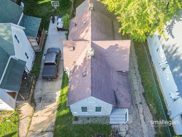 1023 Pulawski Street, Grand Rapids, MI 49504