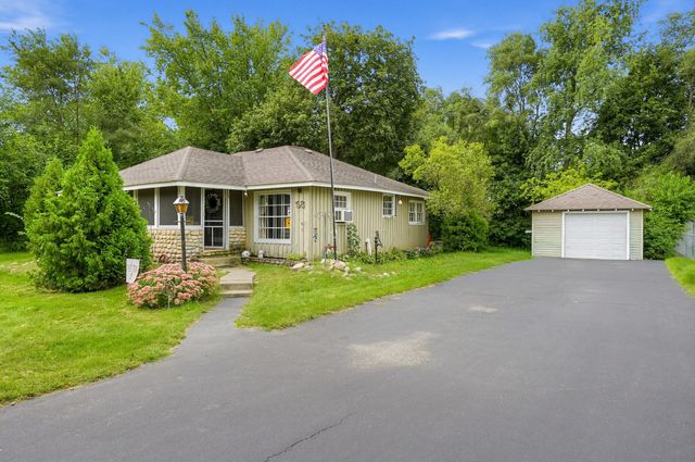 58 Woodbine Drive, Crystal Lake, IL 60014