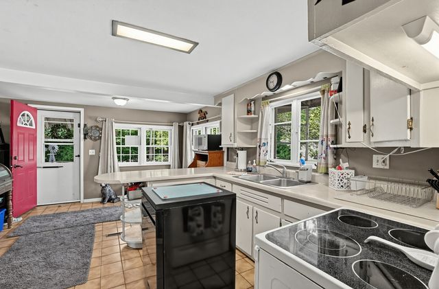 58 Woodbine Drive, Crystal Lake, IL 60014