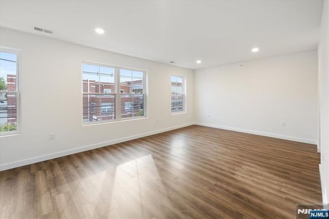 81 Union Street 6A, Lodi, NJ 07644